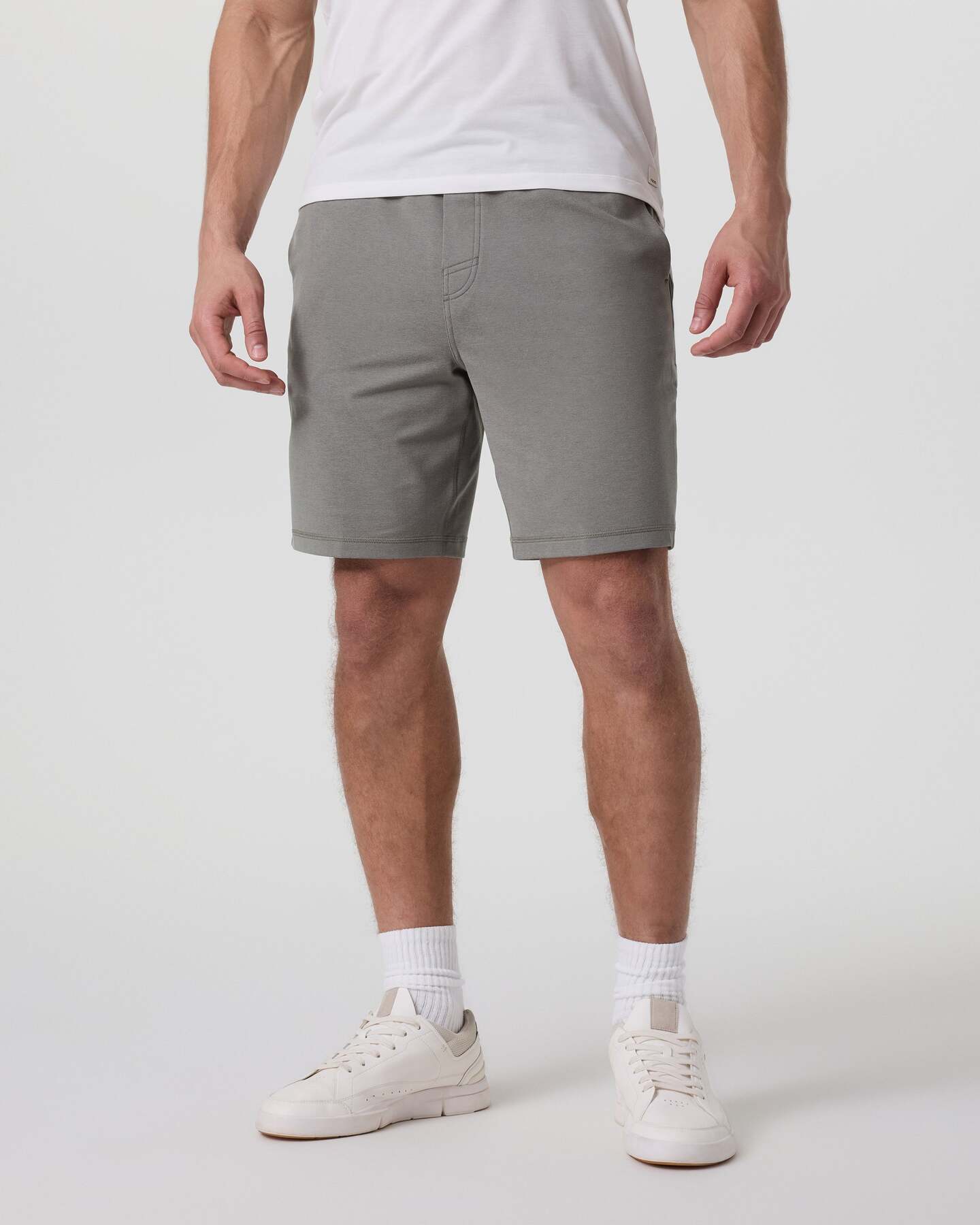 Coronado Short 8"