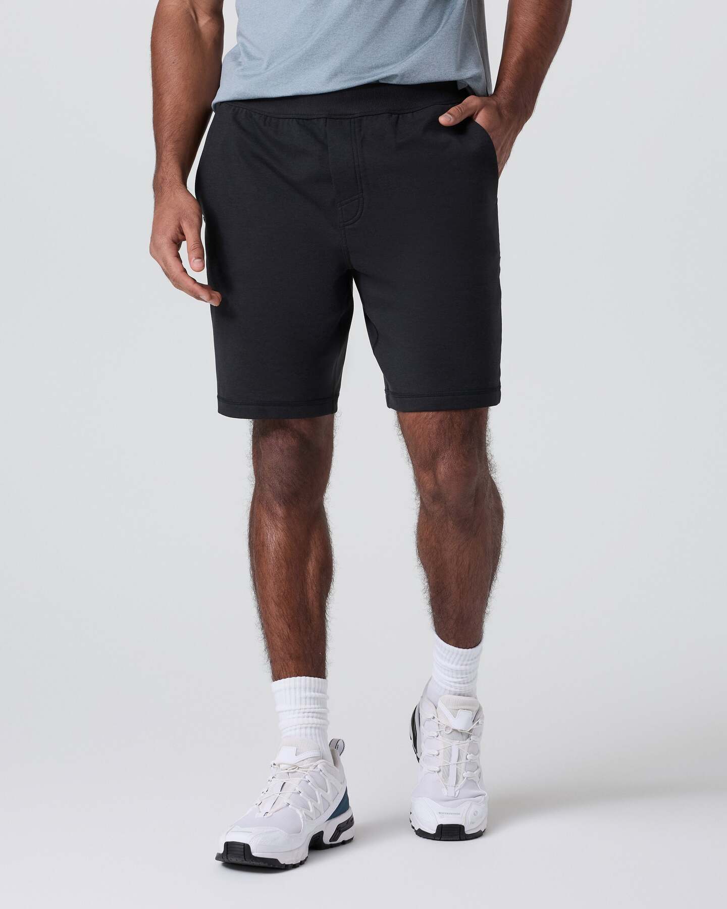 Coronado Short 8"
